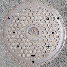 横浜市マンホール