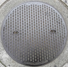 横浜市マンホール