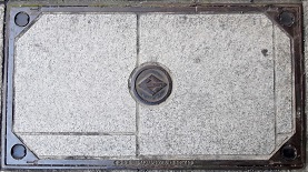 横浜市マンホール
