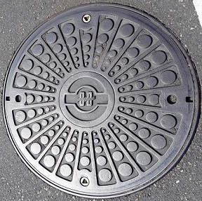 北陸電力マンホール