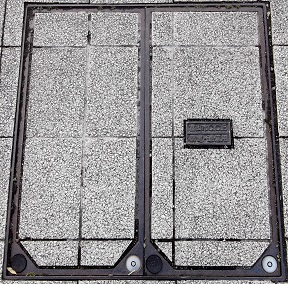 �x�R�s�����a