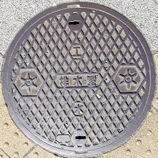 ������r����