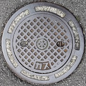 熱海ガスマンホール