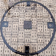 ���}�s�}���z�[��