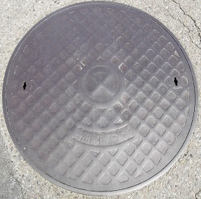 益田市吉田都市下水路マンホール