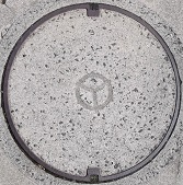 松江市マンホール