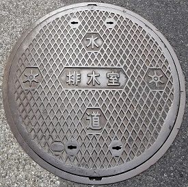 �`��r����