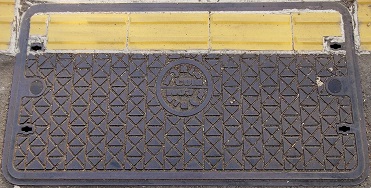 WORLD COMマンホール