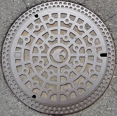 摂津市マンホール