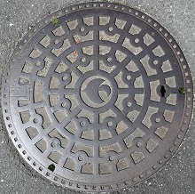 摂津市マンホール