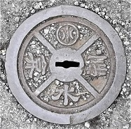 ���͌���������