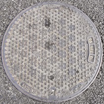 斑鳩町マンホール