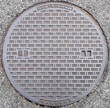 斑鳩町マンホール