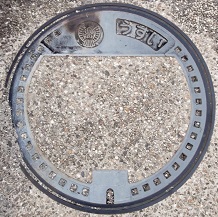 斑鳩町マンホール