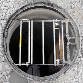 川西町マンホール