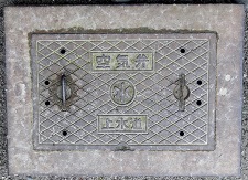 ���s�s��C��