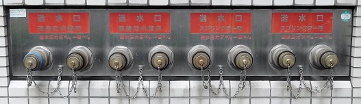 �����s������