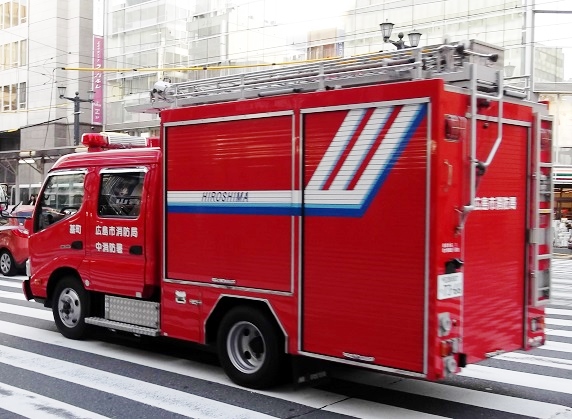 広島市消防局消防車