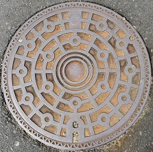 湖陵町マンホール