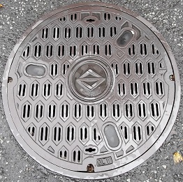 横浜市マンホール