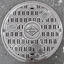 横浜市マンホール