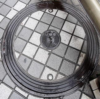 東京電力マンホール