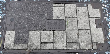 TELECOMマンホール