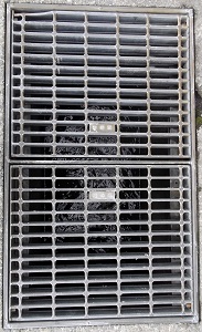 ���s���a�W