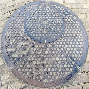 内灘町非常用飲料貯水槽の説明板