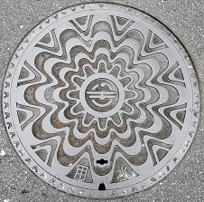 宜野湾市マンホール