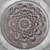 宜野湾市マンホール