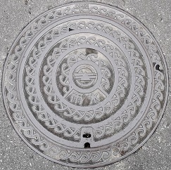 宜野湾市マンホール