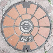 宜野湾市マンホール