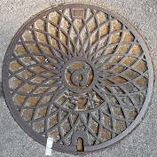 糸満市マンホール