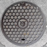 嘉手納町マンホール