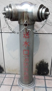 �ߔe�s������