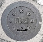 �L����s������