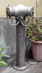 �������s������