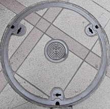 武蔵野市マンホール