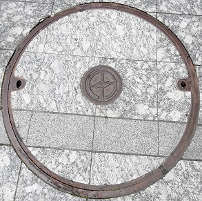 �����d�̓}���z�[��