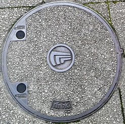 横浜市マンホール
