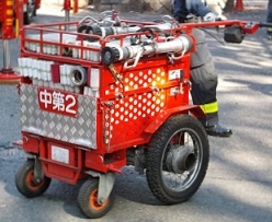 横浜市消防車