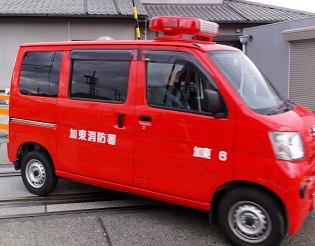 �������h���~�}��