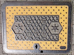 �����s�r����