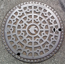 摂津市マンホール