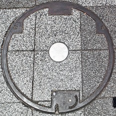 ���s�{�����a