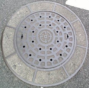 深谷市マンホール