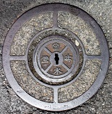 �{���s������