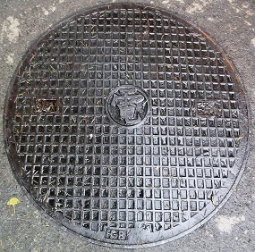 東京大学マンホール