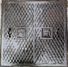 東京大学マンホール